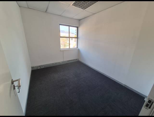 673M² OFFICE TO LET IN MORNINGSIDE